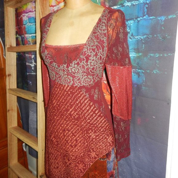 Save the Queen - Picture 4 of 8